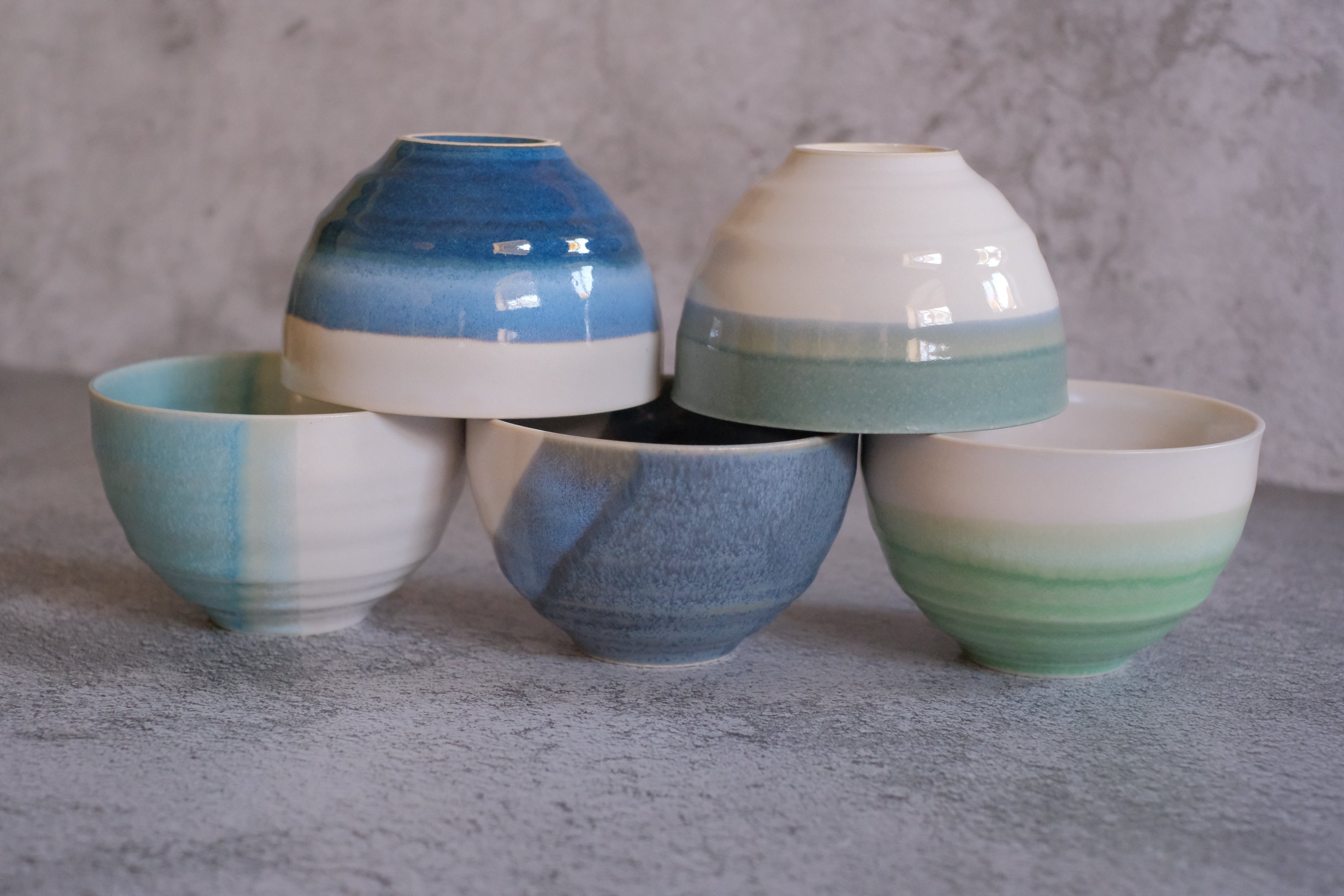 Set of 5 Minoyaki Lagoon Blue Pastel Ombre Rice Bowls