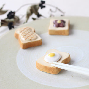 Ihoshiro Kiln Ceramic Egg Toast Chopstick Rest - Thumbnail 4