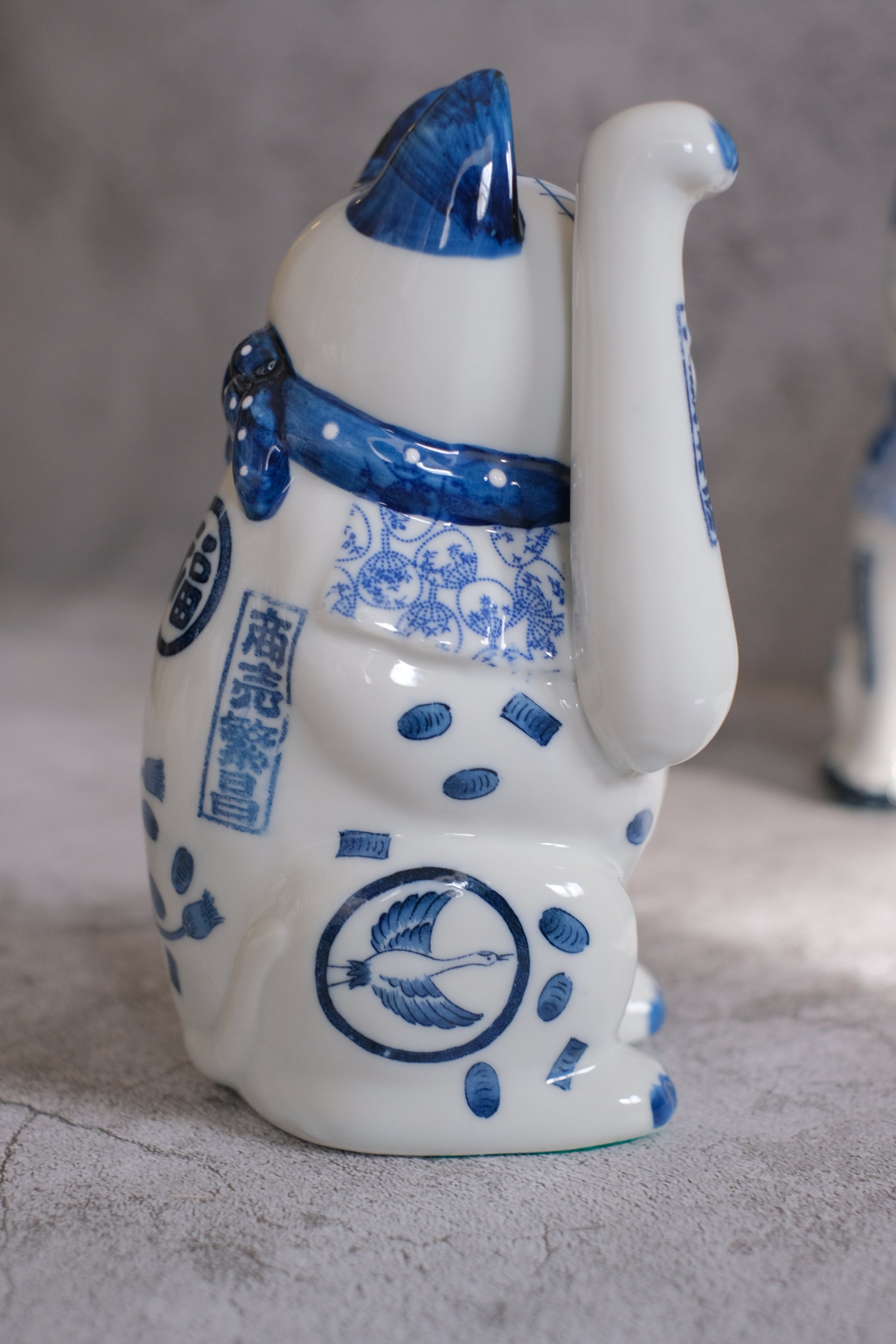 Setoyaki Indigo White Porcelain Maneki Neko Beckoning Cat