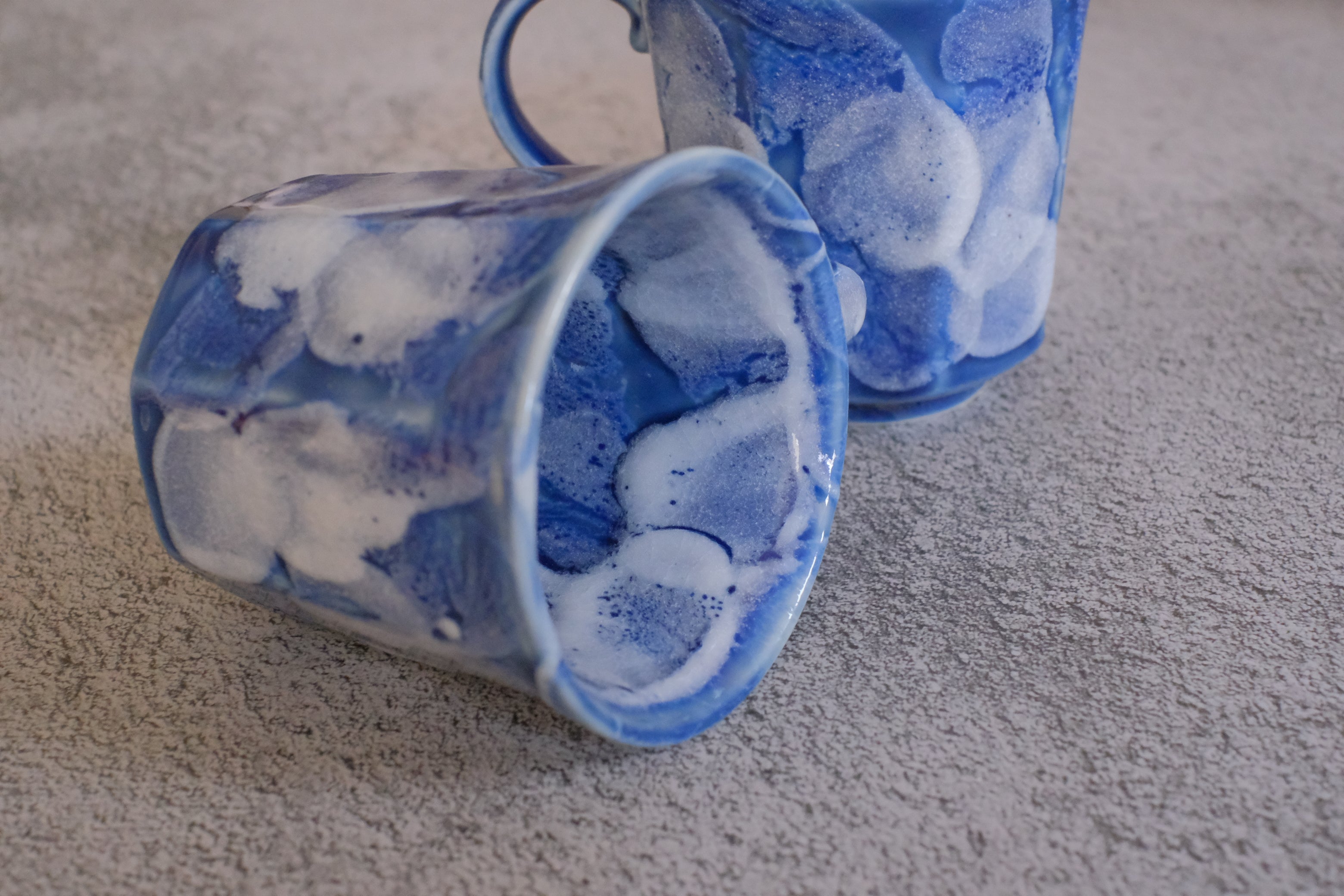 Blue Petal Brushstroke Aoshino Octagonal Mug