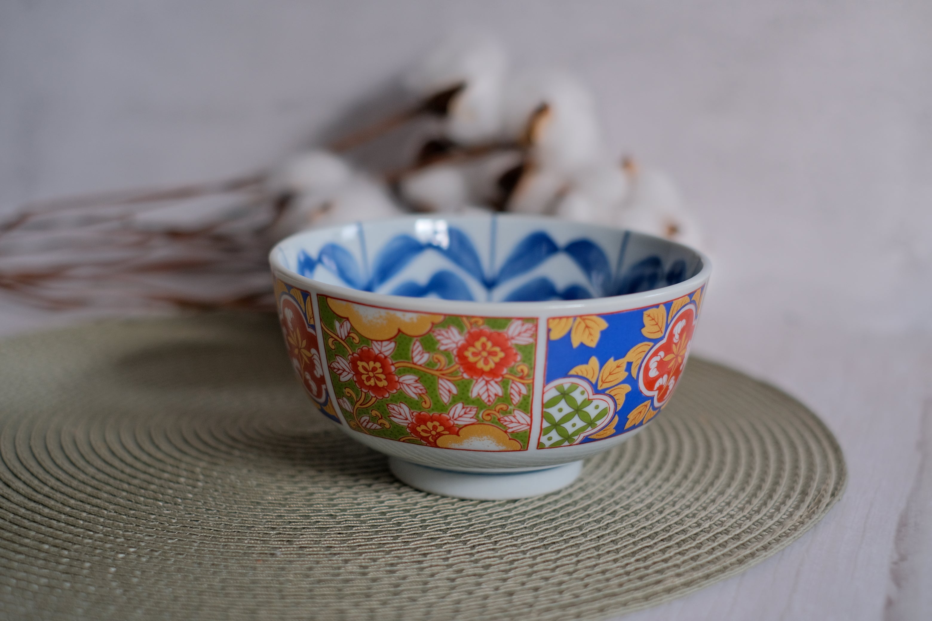 Set of 5 Arabesque Nishiki Koimari Large Donburi Bowl Set