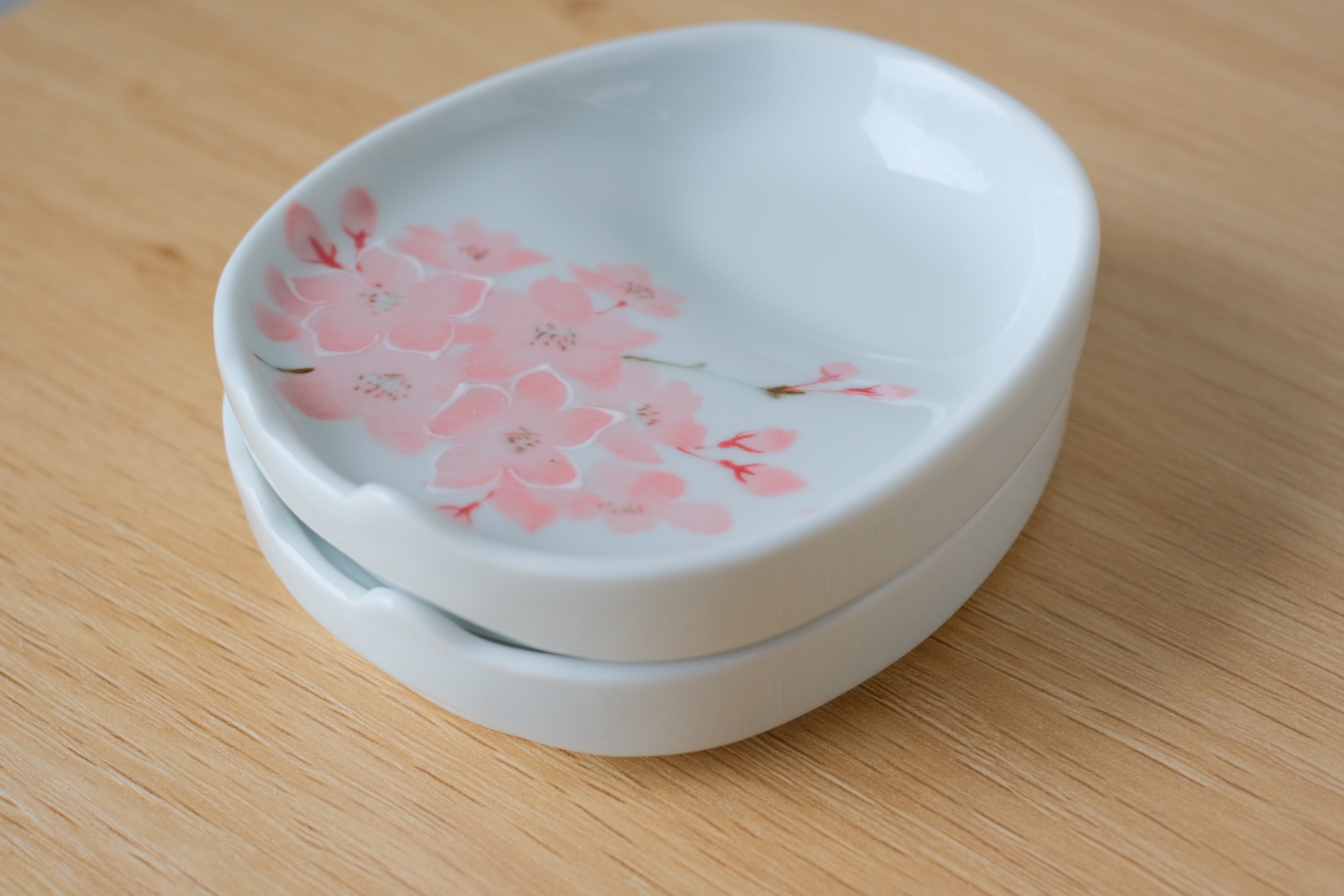 Sakura/ Violet Suzuri Inkstone Porcelain Soy Sauce Dish – Object