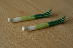 Ihoshiro Kiln Scallion Chopstick Rest