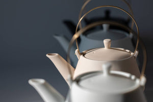 Jinzangama Yamatsu Frustum Tea Pot & Tea Cup Set - Red Dot Design Award Winner