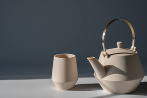 Jinzangama Yamatsu Frustum Tea Pot & Tea Cup Set - Red Dot Design Award Winner