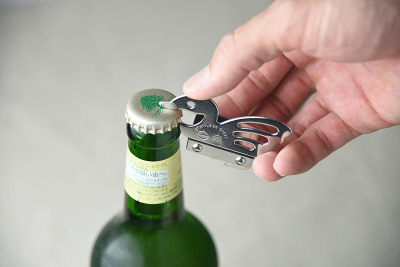 Versatile Can Opener - ApolloBox