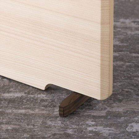 Kai Seki Magoroku Hinoki Wood Cutting Board with Stand