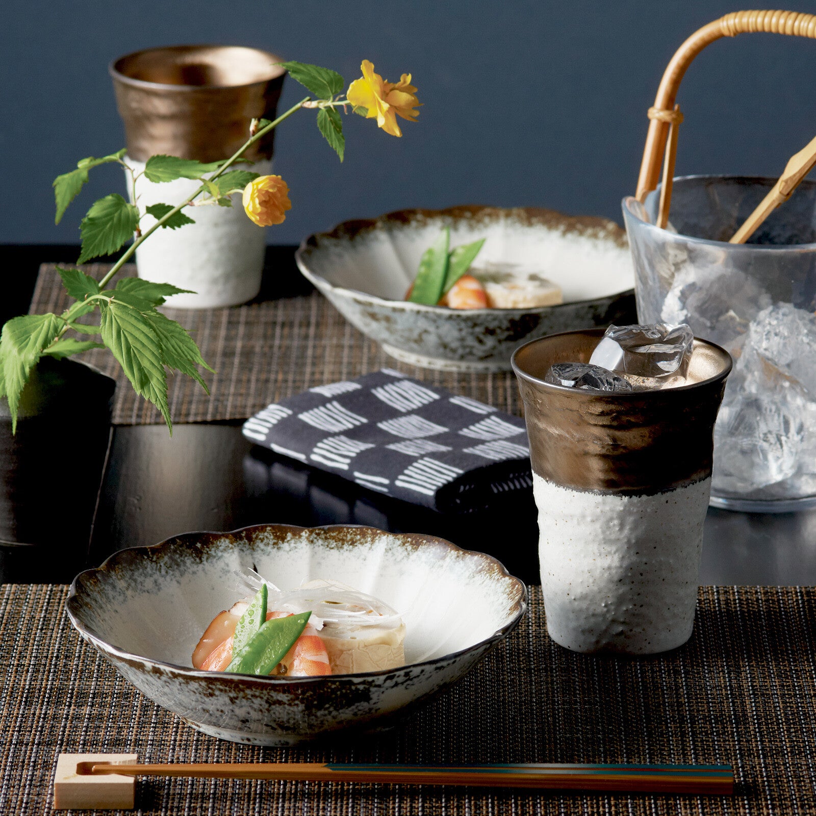 Minoyaki Quail Shell Yusai Rotana Tableware Gift Set - Dinnerware for Two