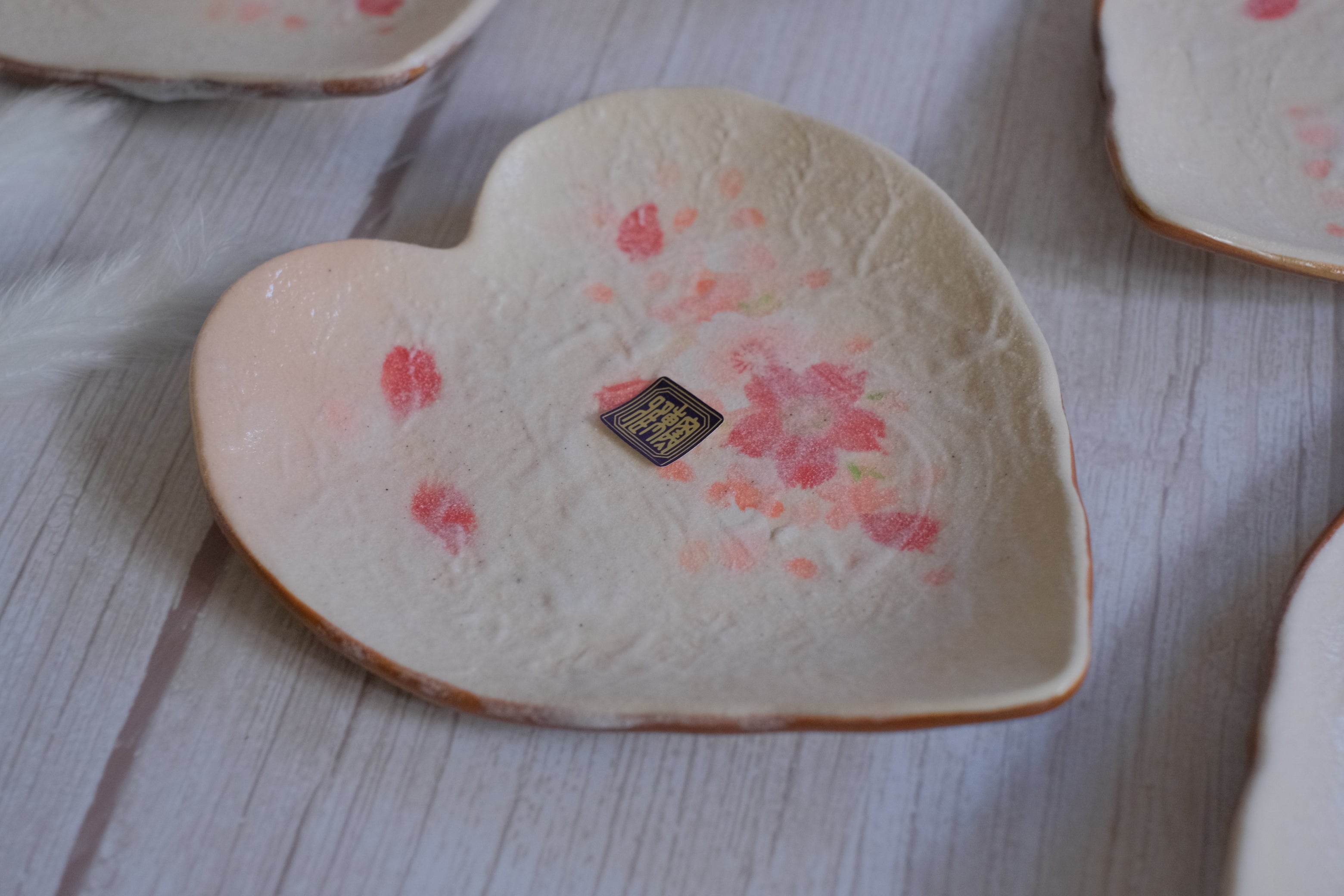5 Piece Heart Shaped Sakura Petal Biscuit Plate Set