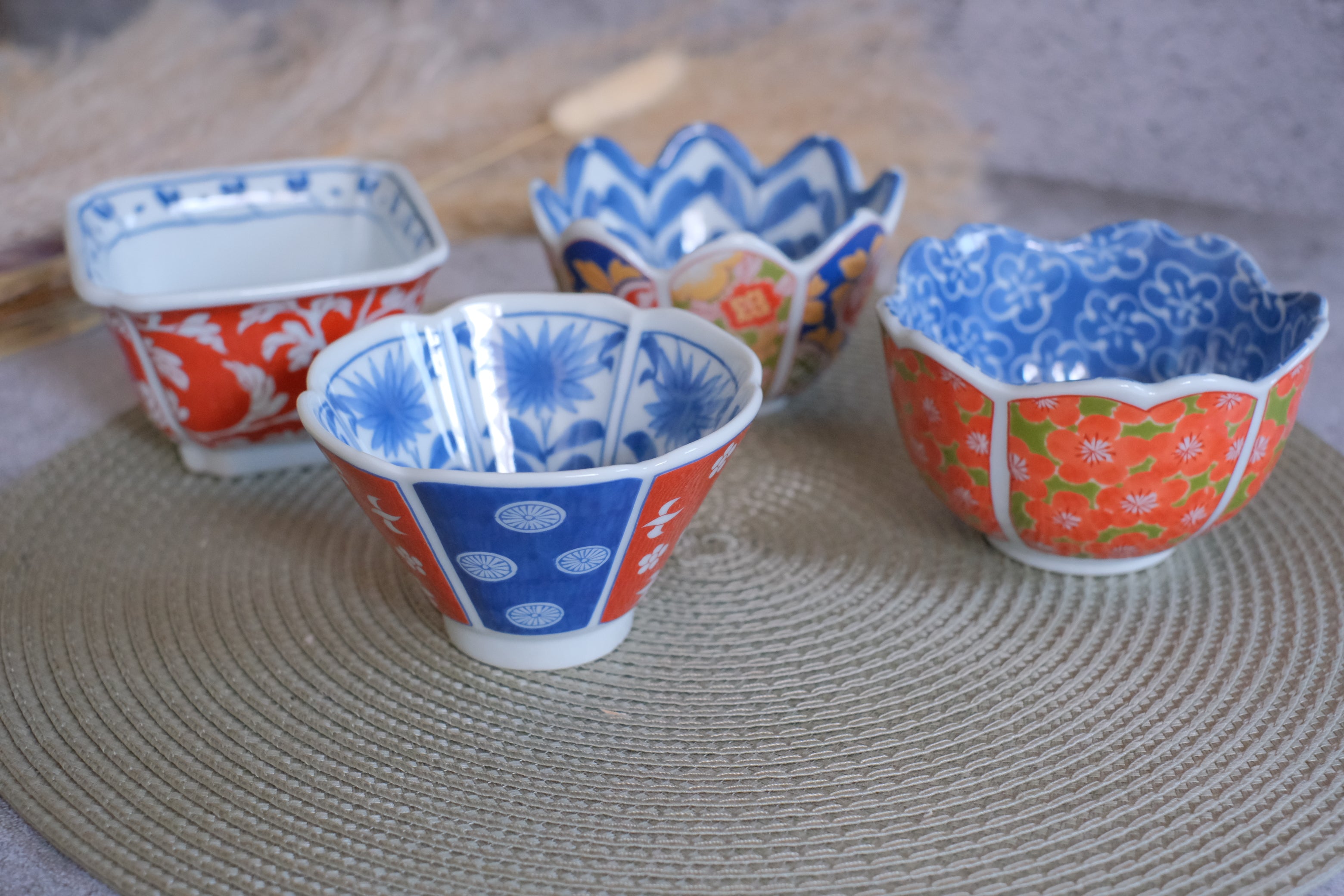Arabesque Nishiki Koimari Appetizer Dish Set