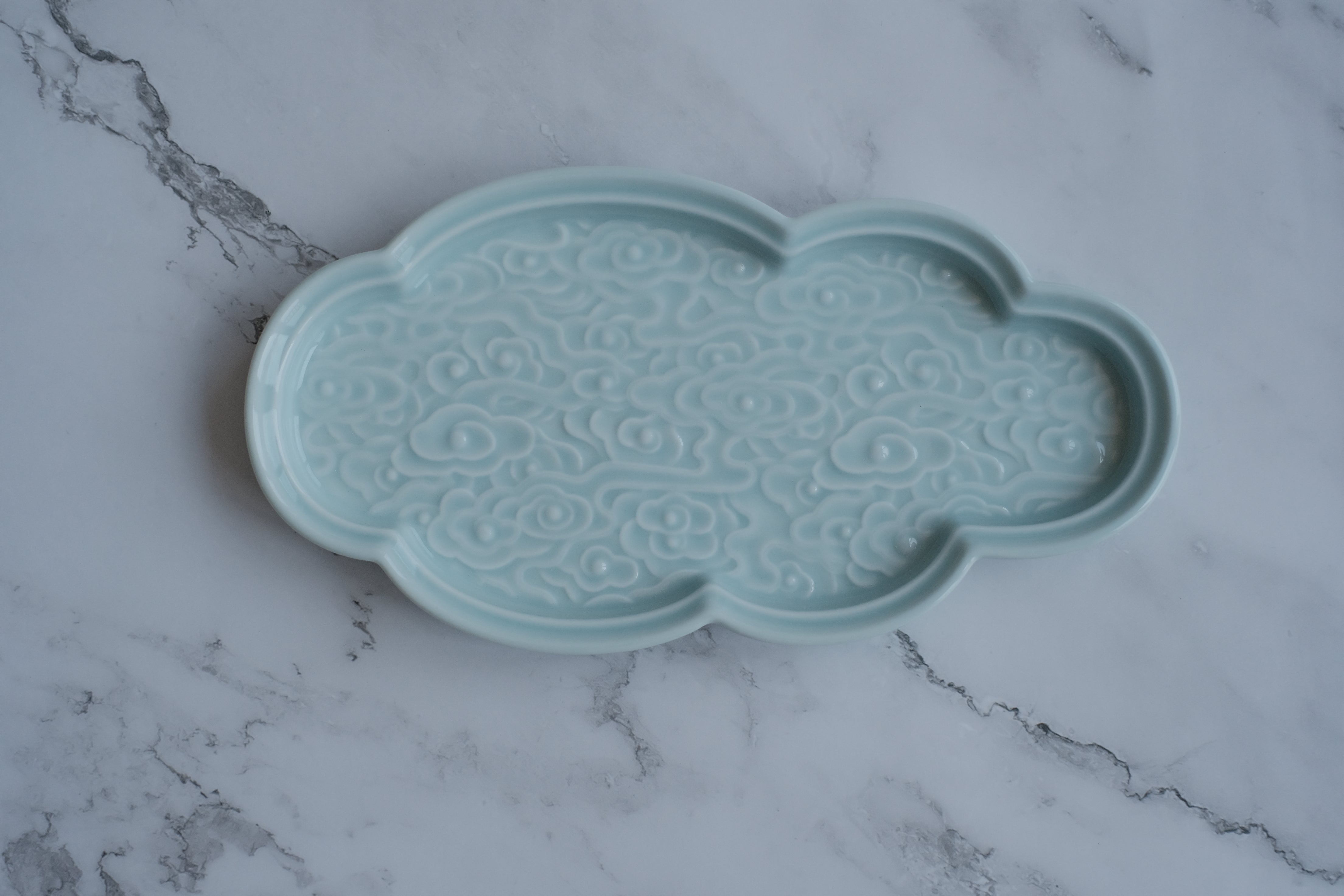 Artistry Applique Porcelain Serveware Tray/ Plate