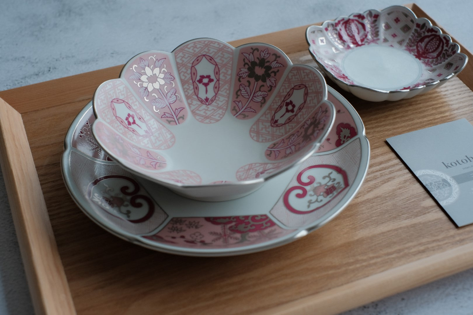 Rinkurou Kiln Hasami Porcelain Kotohogu Tableware