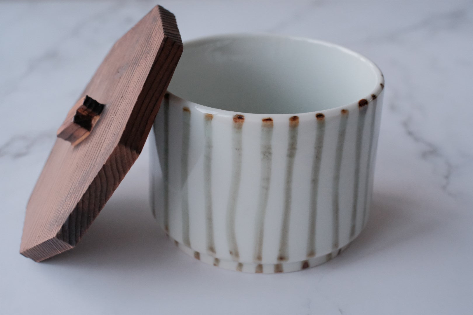 Tatsutagawa Chawan Rice Bowl with Wooden Lid