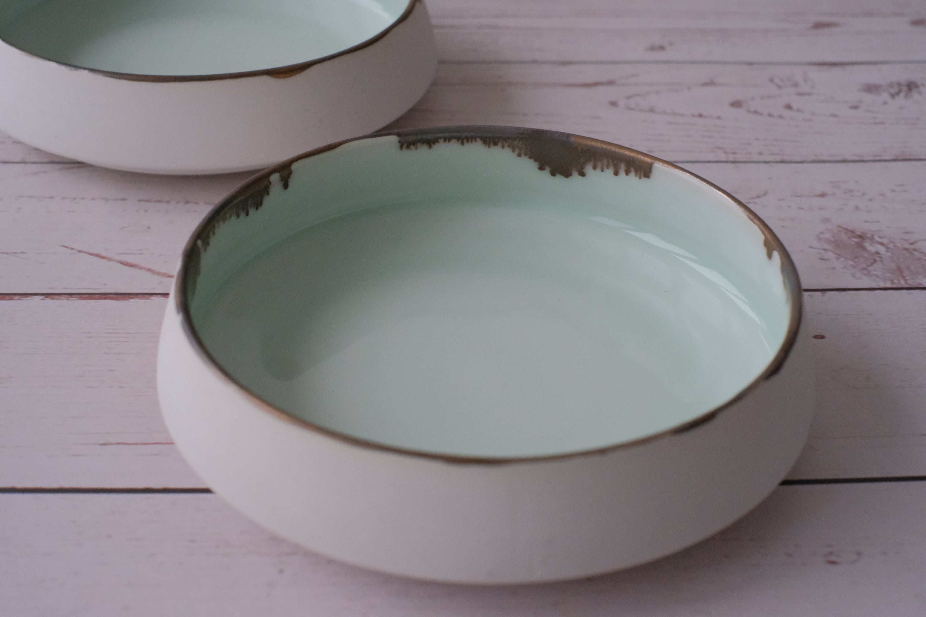 Platinum Mint White Kittate Serving Bowl