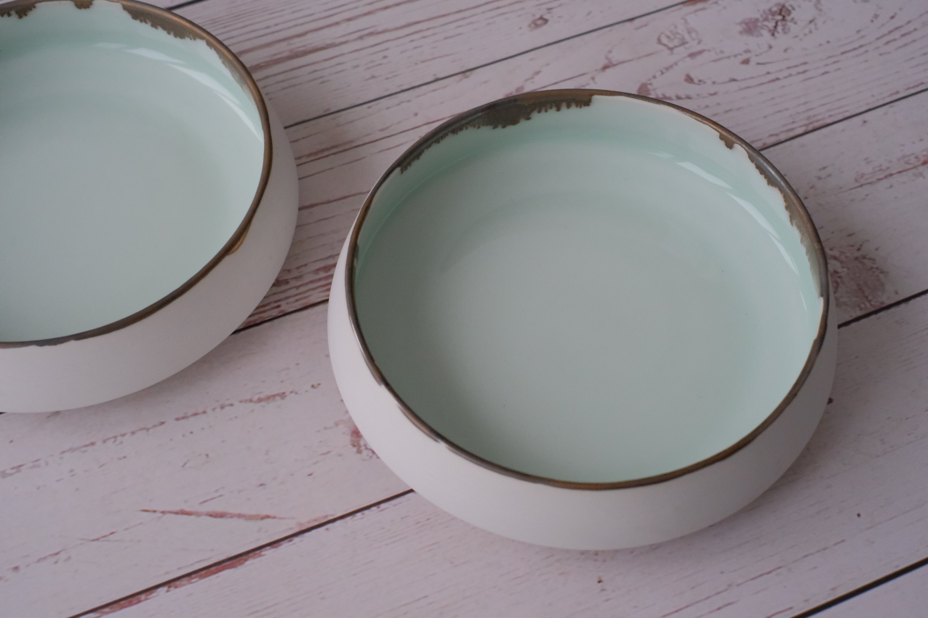 Platinum Mint White Kittate Serving Bowl