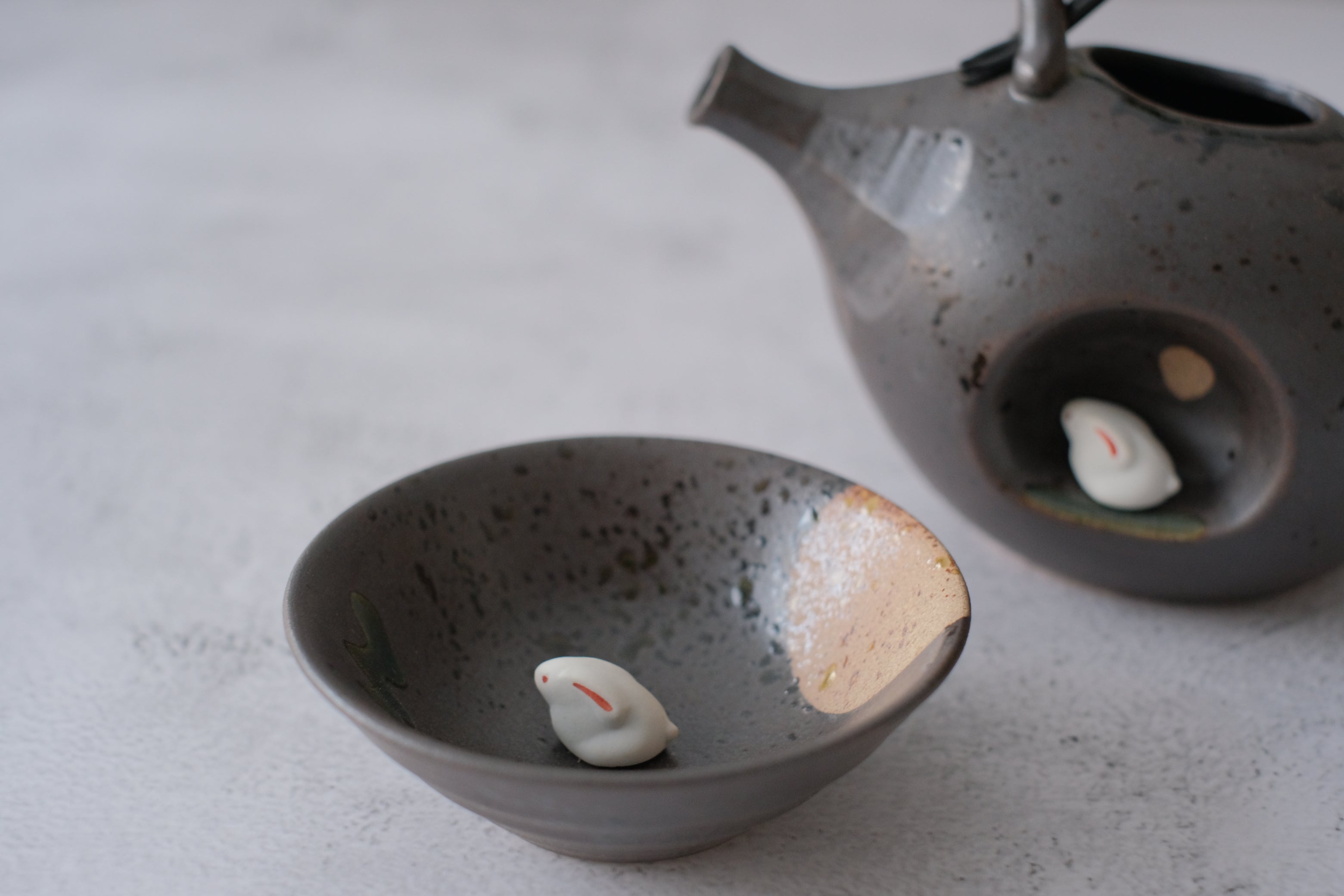Hasami Porcelain Iron Glaze Usagi Moonwatch Sake Set