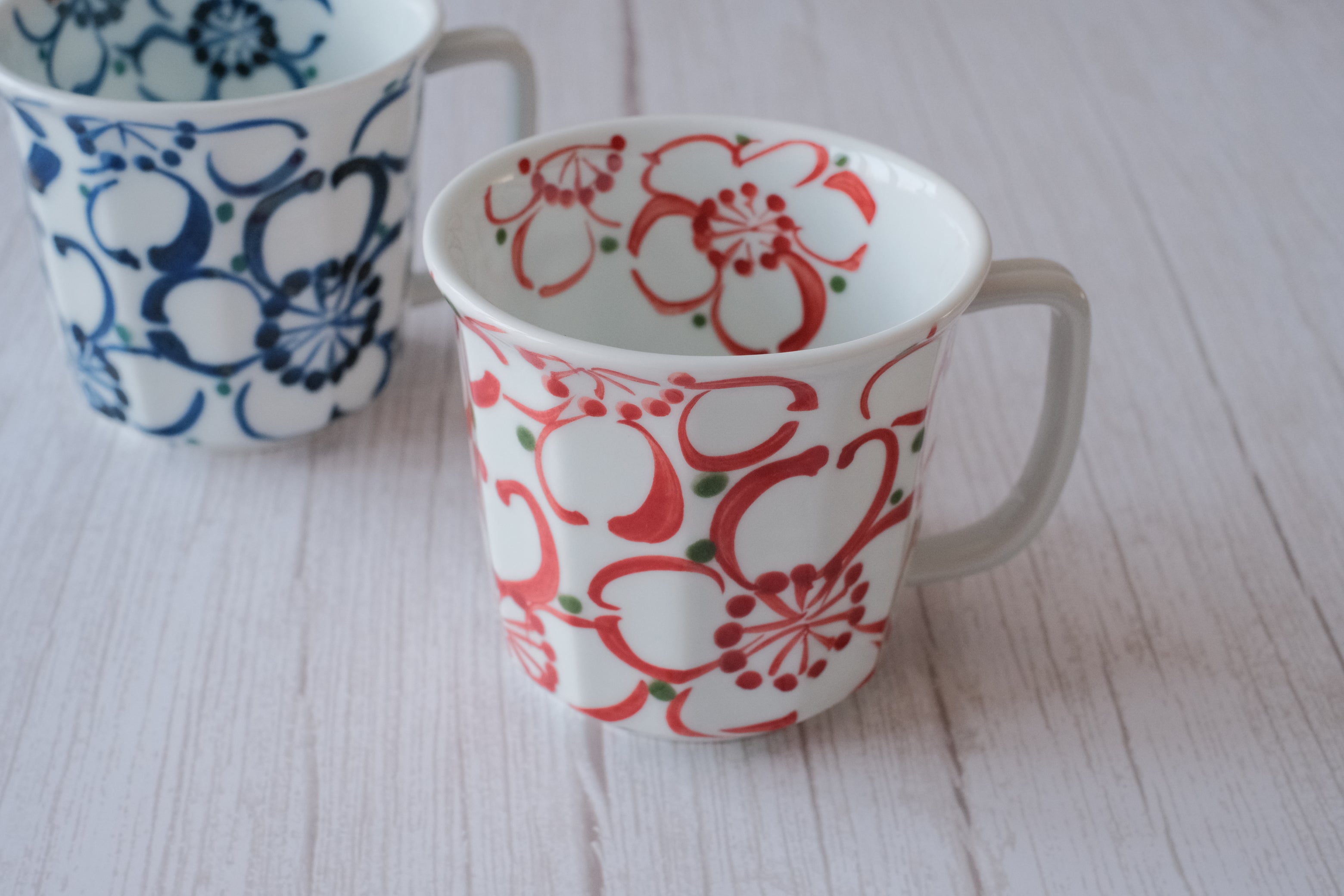 Hasami Porcelain Rotana Floral Chamfer Angular Pair Mugs