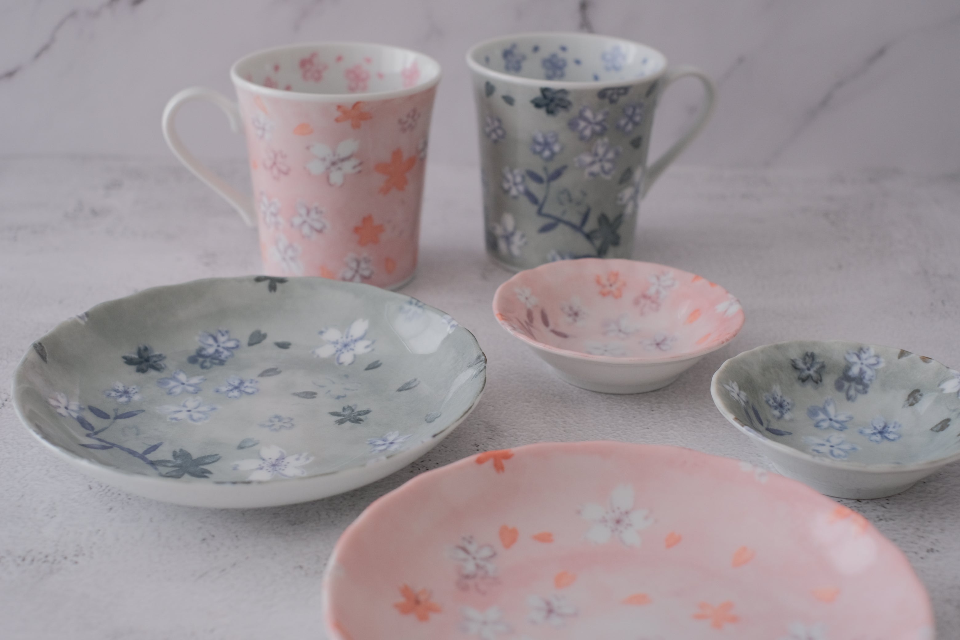 Minoyaki Pink & Blue Sakura Dinnerware Gift Set by Shinzi Katoh