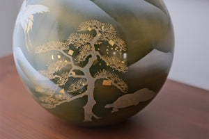 Kutaniyaki Golden Fern & Crane Round Vase