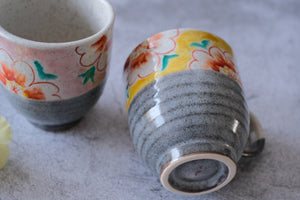 Kutaniyaki Sesame Peach Blossom Pair Mugs