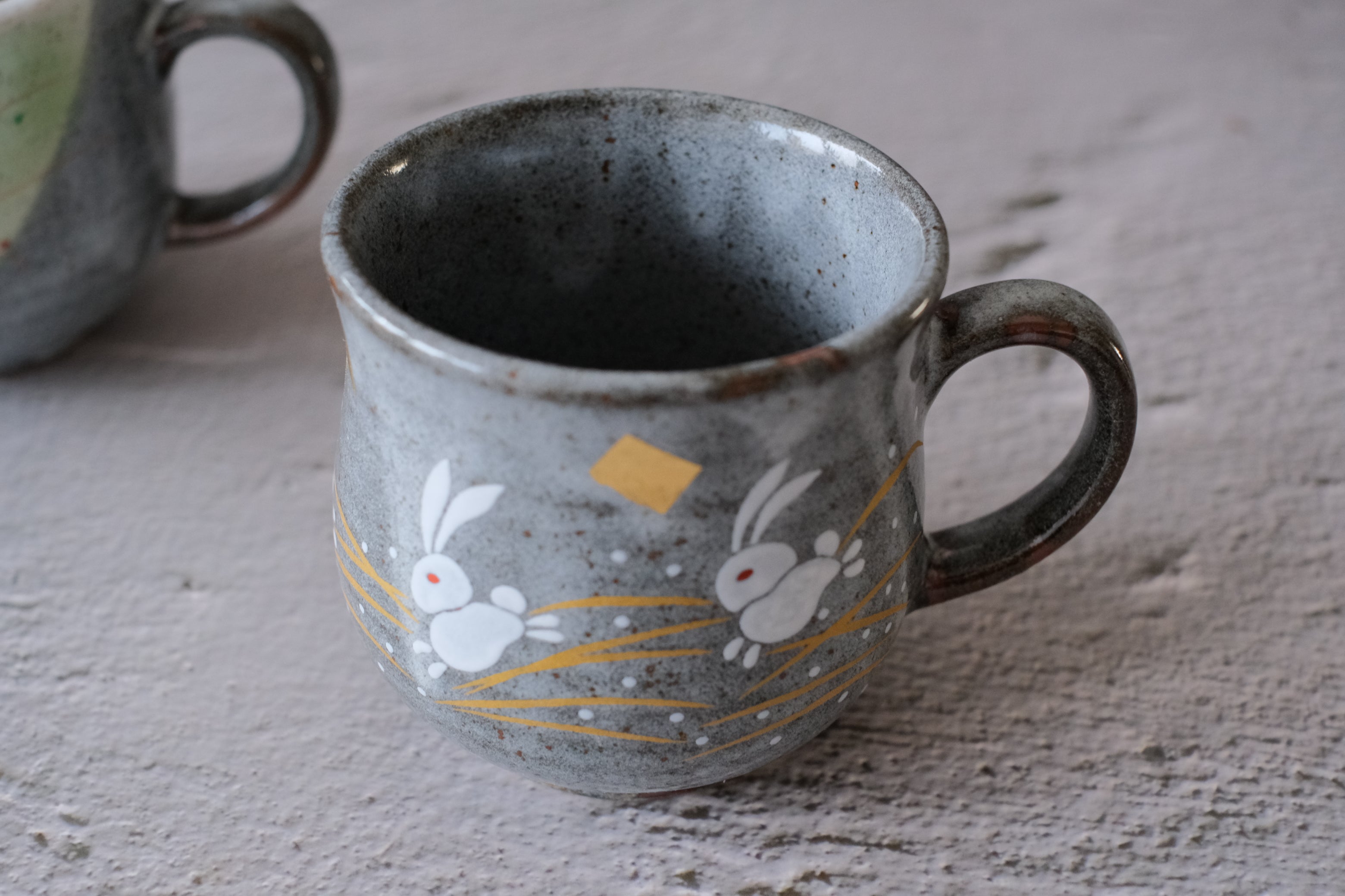 Kutaniyaki Golden Usagi Rabbit Moon Pair Mugs