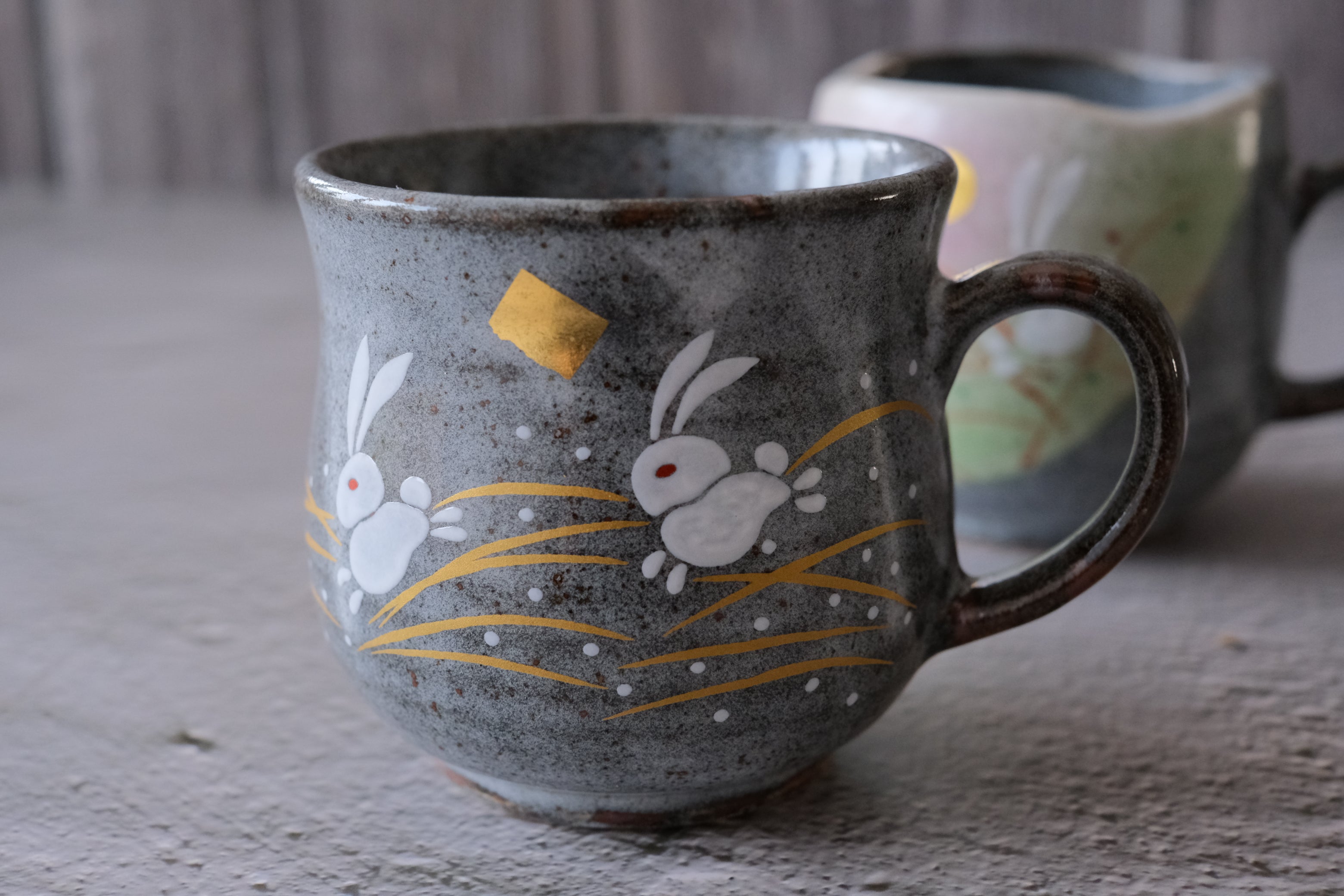 Kutaniyaki Golden Usagi Rabbit Moon Pair Mugs
