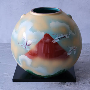 Kutaniyaki Limited Red Fuji & Crane Round Vase