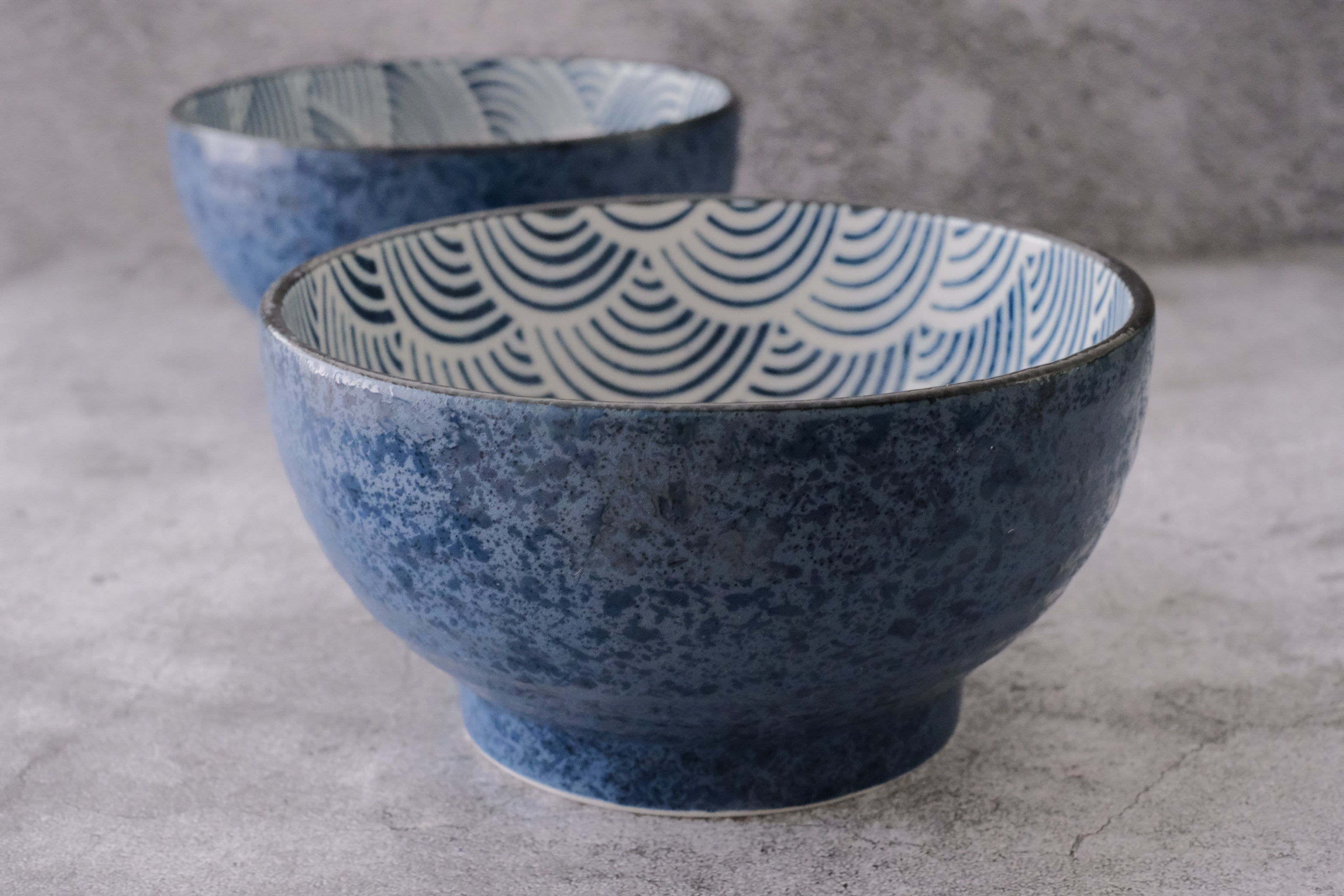 Minoyaki Water Glaze Aomi Waves Ramen Bowl