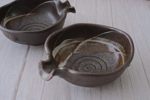 Shino Brush Kataguchi Pair Lipped Bowls with Pouring Sprout