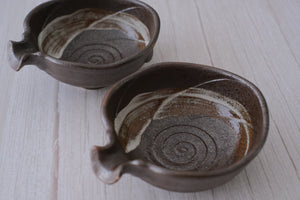 Shino Brush Kataguchi Pair Lipped Bowls with Pouring Sprout