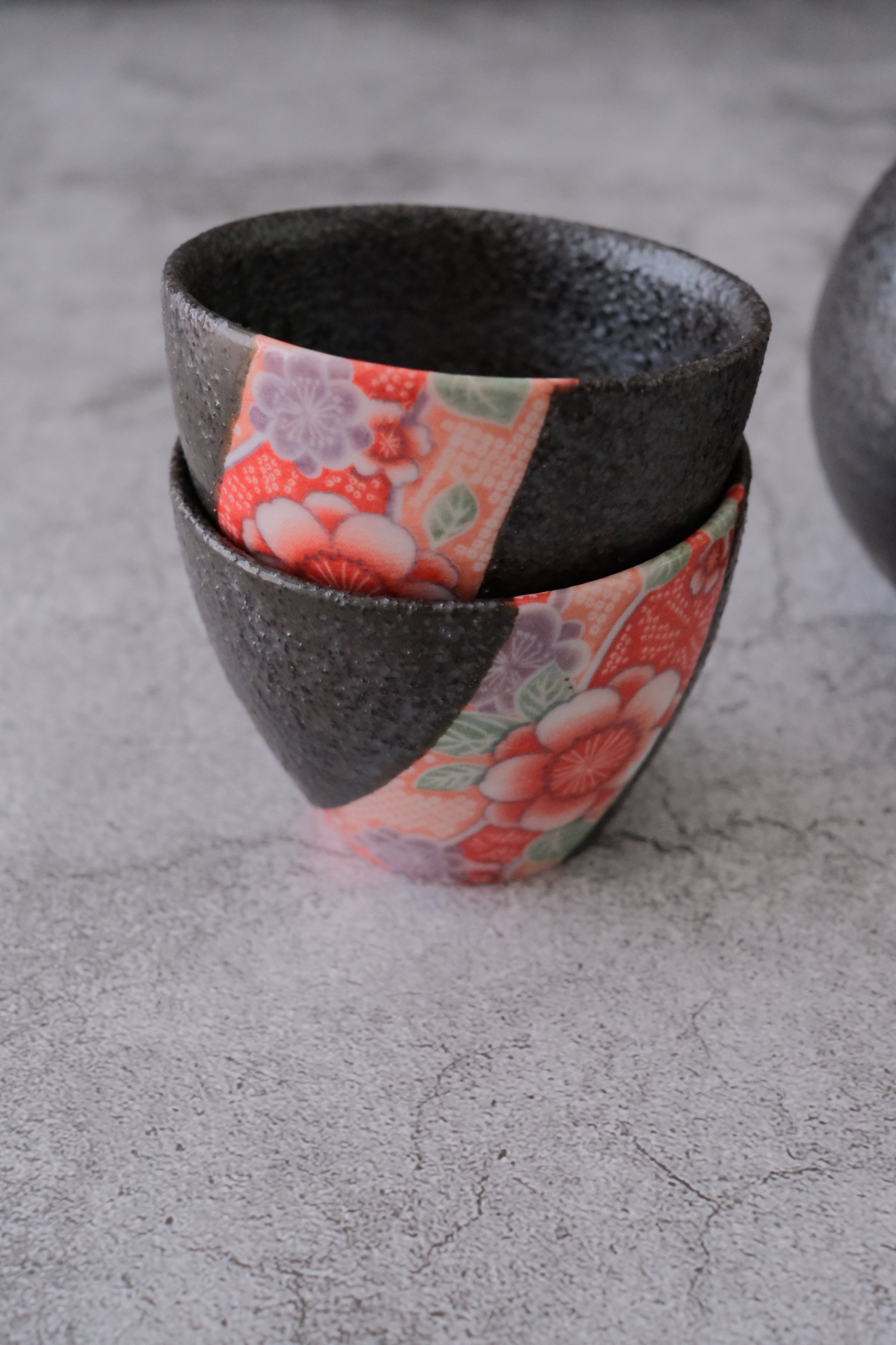Kyo Yuzen Black Round Tea Pot & Tea Cup Set