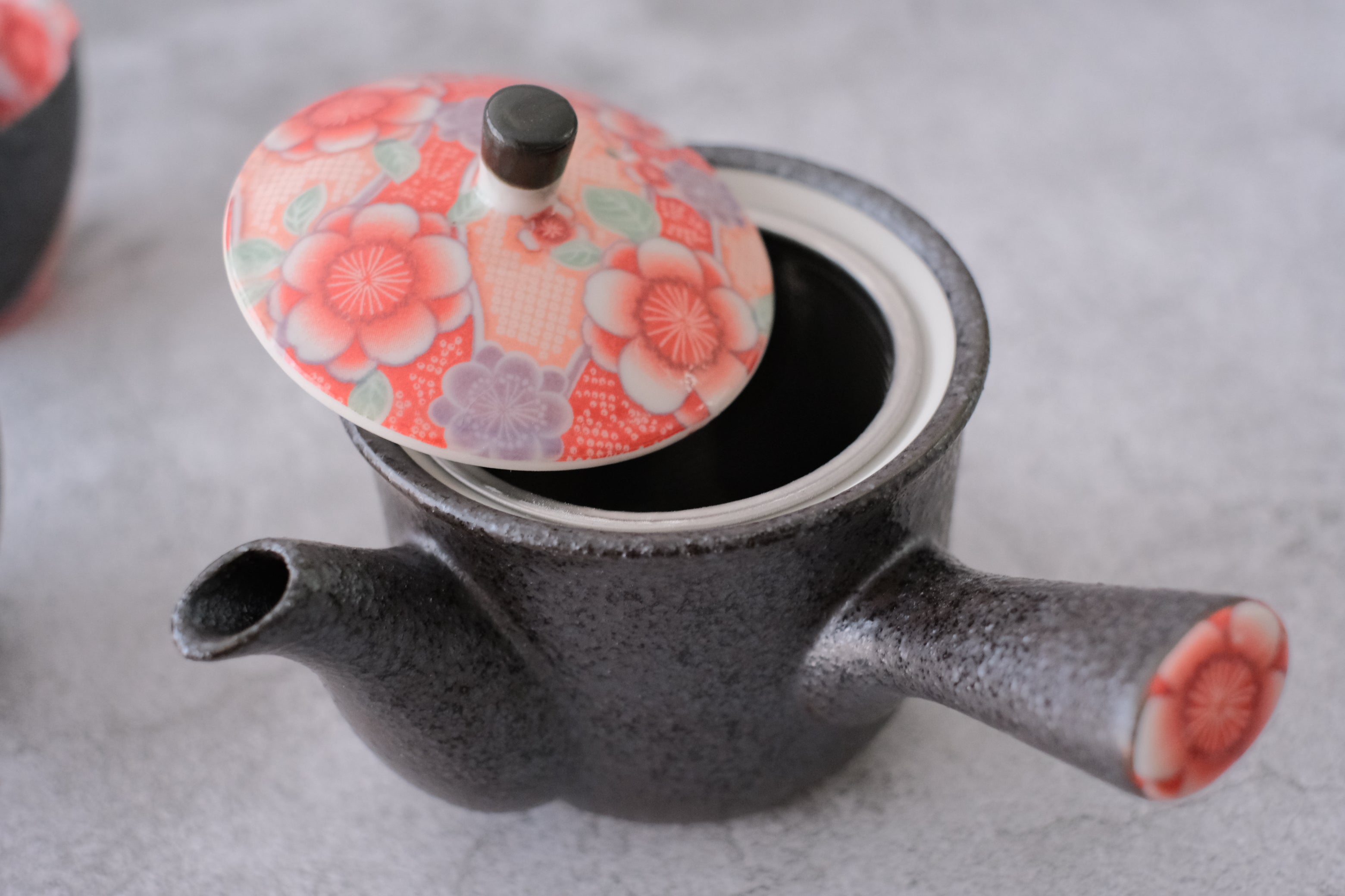 Kyo Yuzen Black Japanese Handle Tea Pot & Tea Cup Set