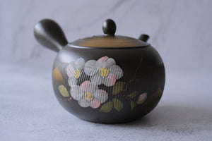 Tokoname Works Extra Large Round Hiramaru Floral Clay Teapot