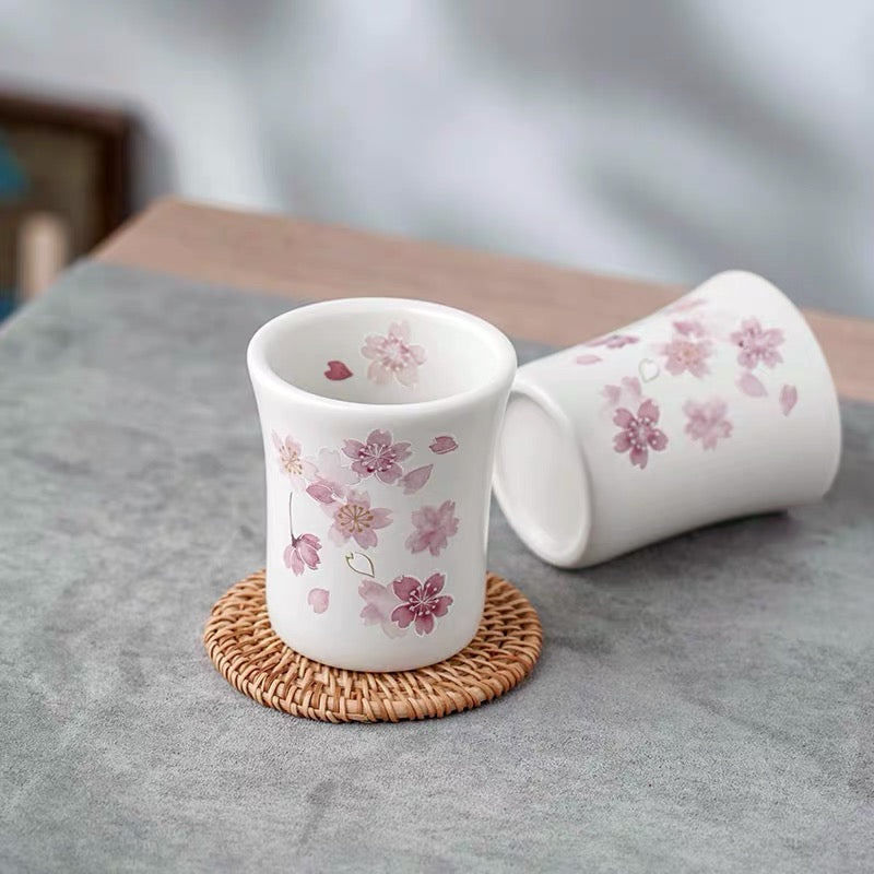 Tokoname Works Akira Light White Sakura Teapot & Teacups Set