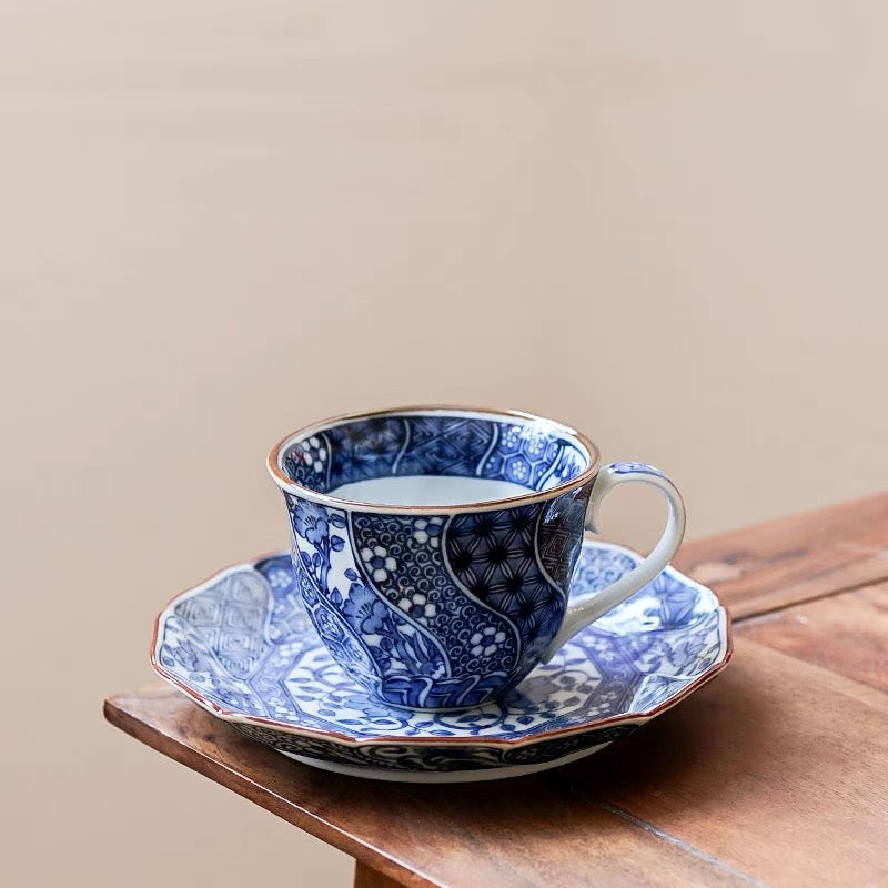 Minoyaki Nejiri Shouzui Indigo Arabesque Coffee Cup & Saucer