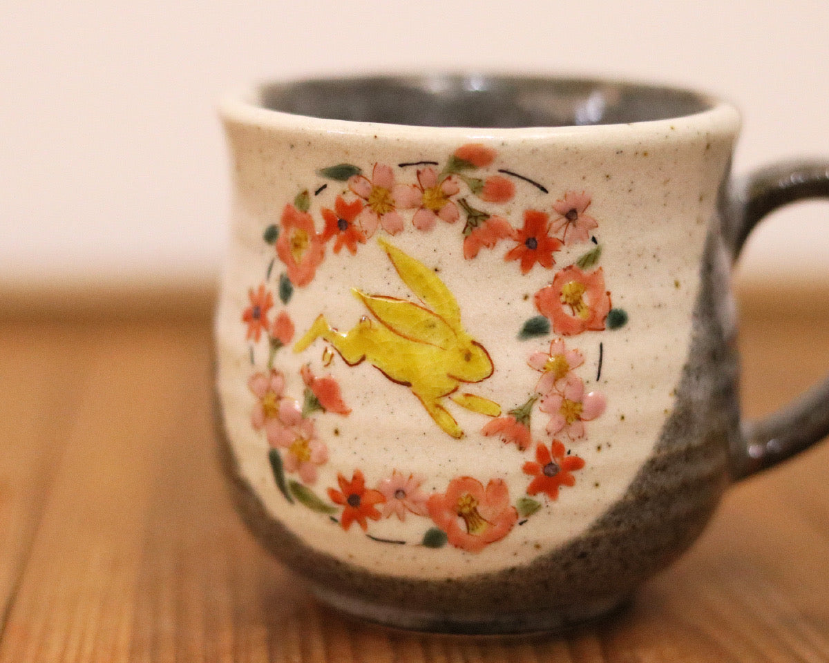 Kutaniyaki Marubun Pair Bunny Mugs