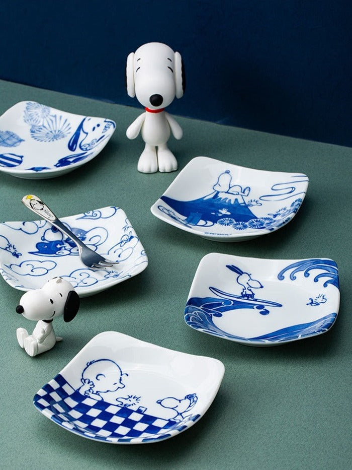 Peanuts Snoopy Japan Indigo Sometsuke 5 Piece Square Plate Set
