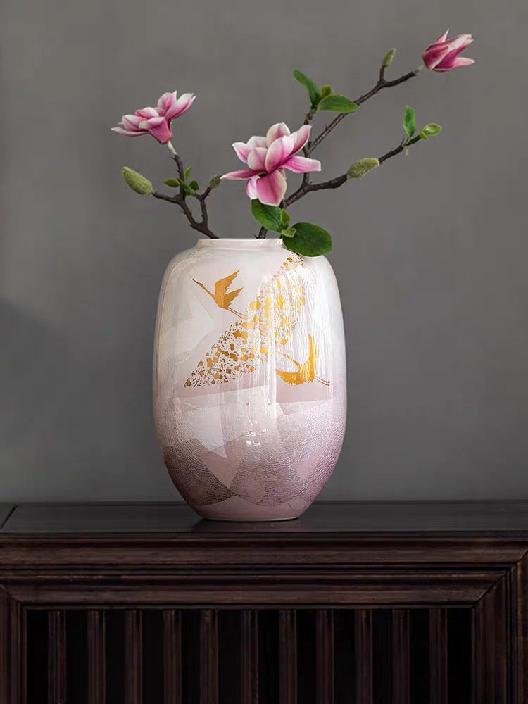 Kutaniyaki Gold Ombre Vase Collection