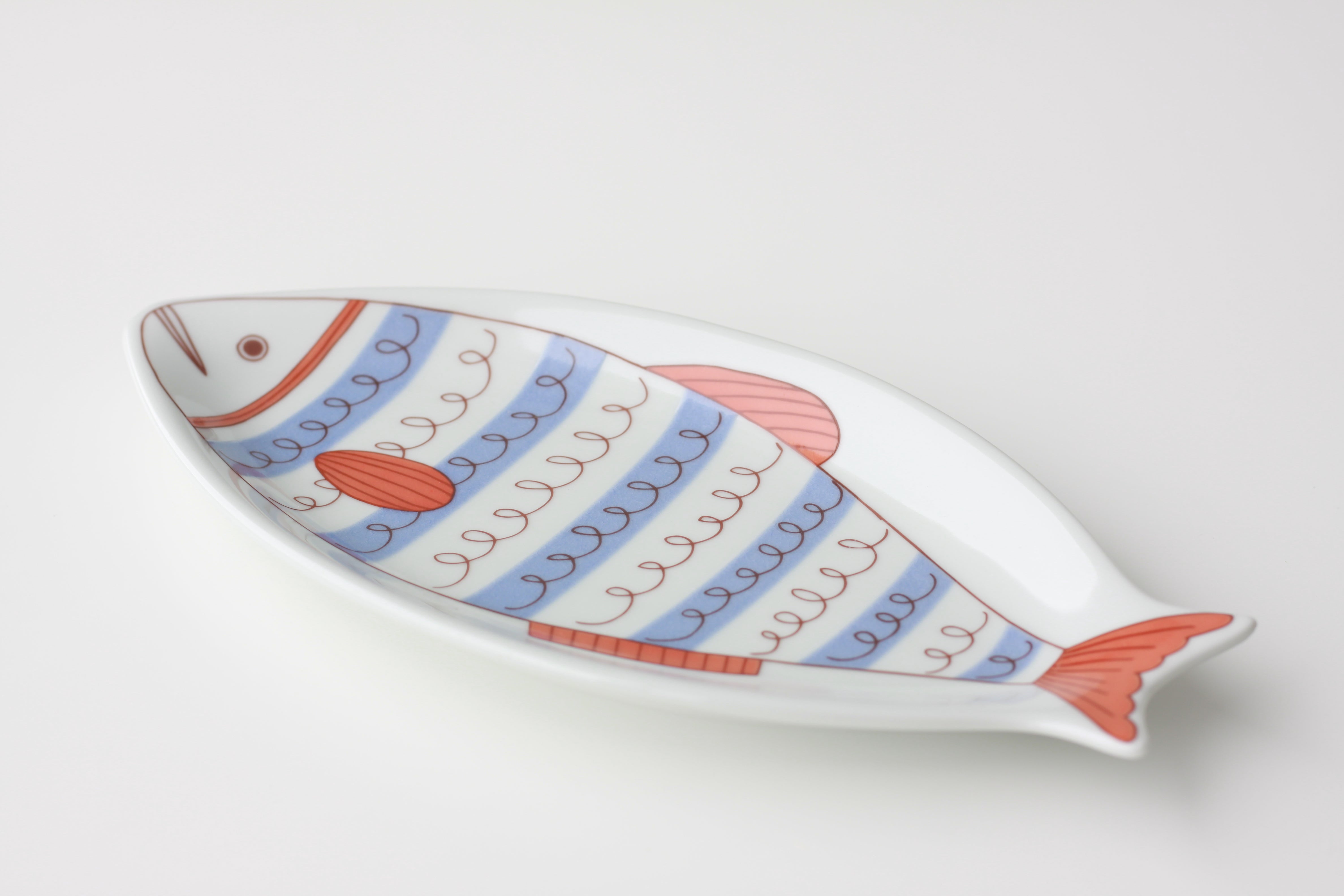 Harekutani Fish Plate - Red Tail