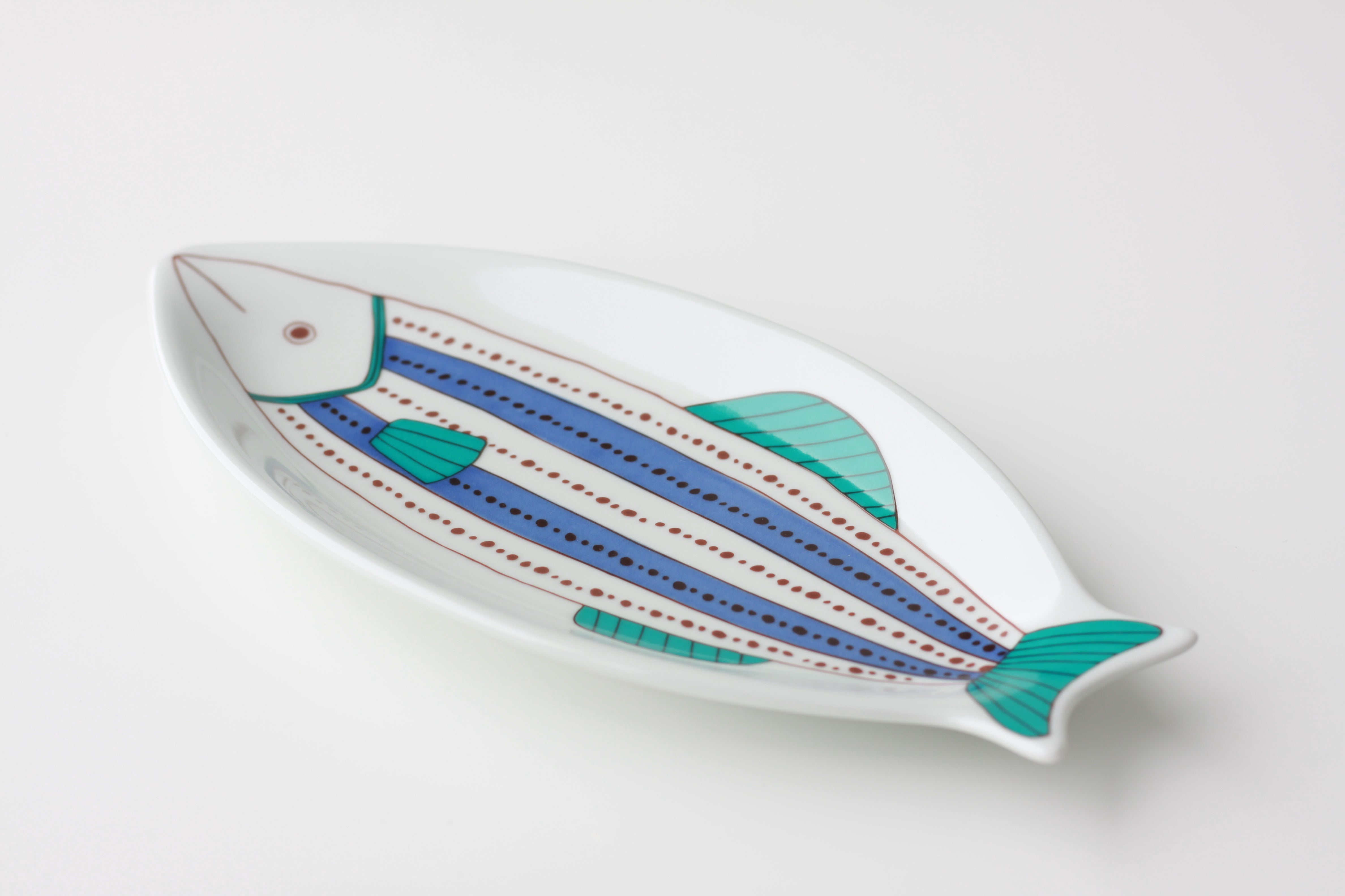 Harekutani Fish Plate - Blue Tail